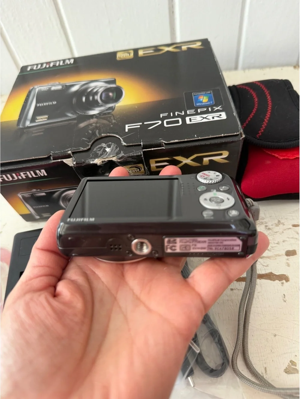 Fujifilm f70exr itself ideal